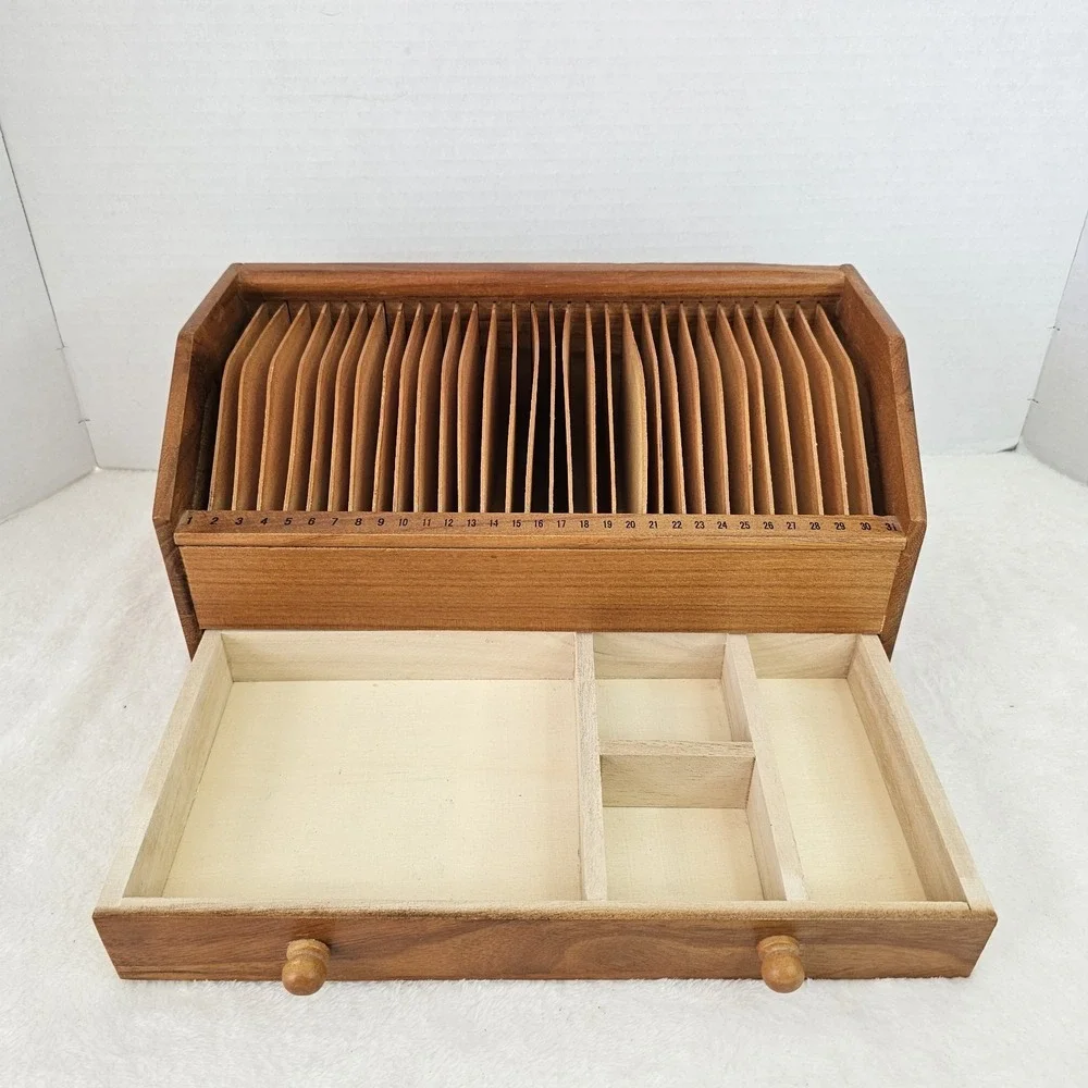 Vintage Bill Box Organized! From Days 1 To 31! Has Drawer On The Bottom!